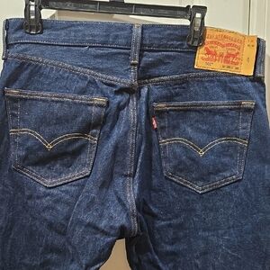 Levi's 501 Button Fly Men's Jeans in Dark Blue Denim New Without Tags